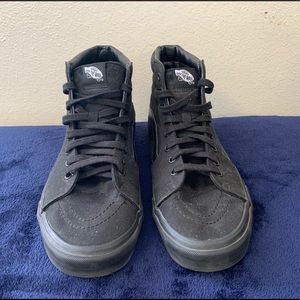 Black Vans Sk8-Hi